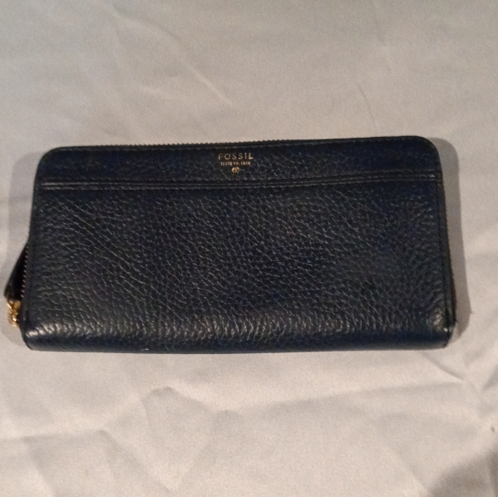Fossil wristlet Wallet